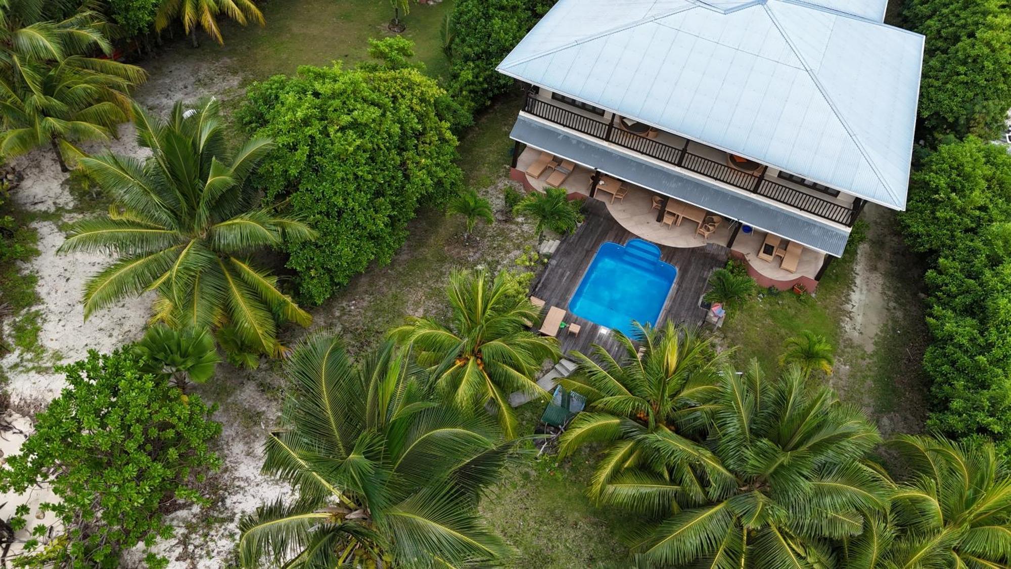 Surf Tropical Villa Seascape Cerf Island Exterior foto