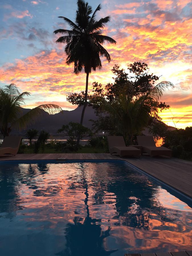 Surf Tropical Villa Seascape Cerf Island Exterior foto